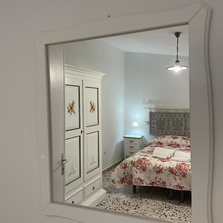 Affittacamere Il Vicoletto Aria Ona Villagrande Strisaili Exterior foto