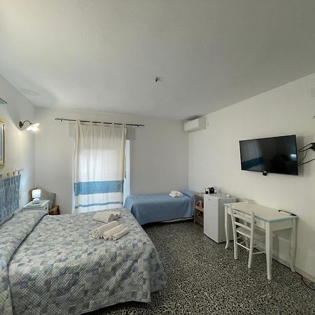 Affittacamere Il Vicoletto Aria Ona Villagrande Strisaili Exterior foto
