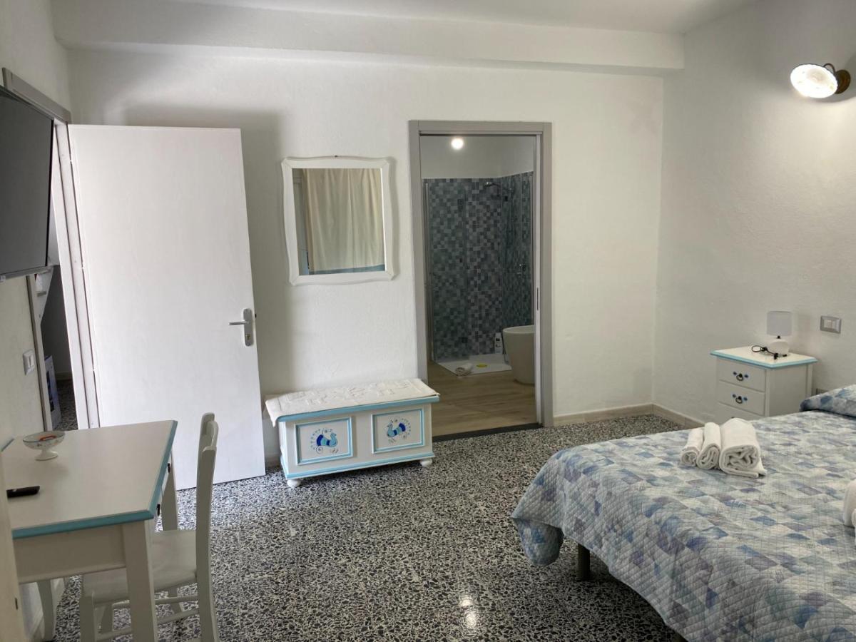 Affittacamere Il Vicoletto Aria Ona Villagrande Strisaili Exterior foto