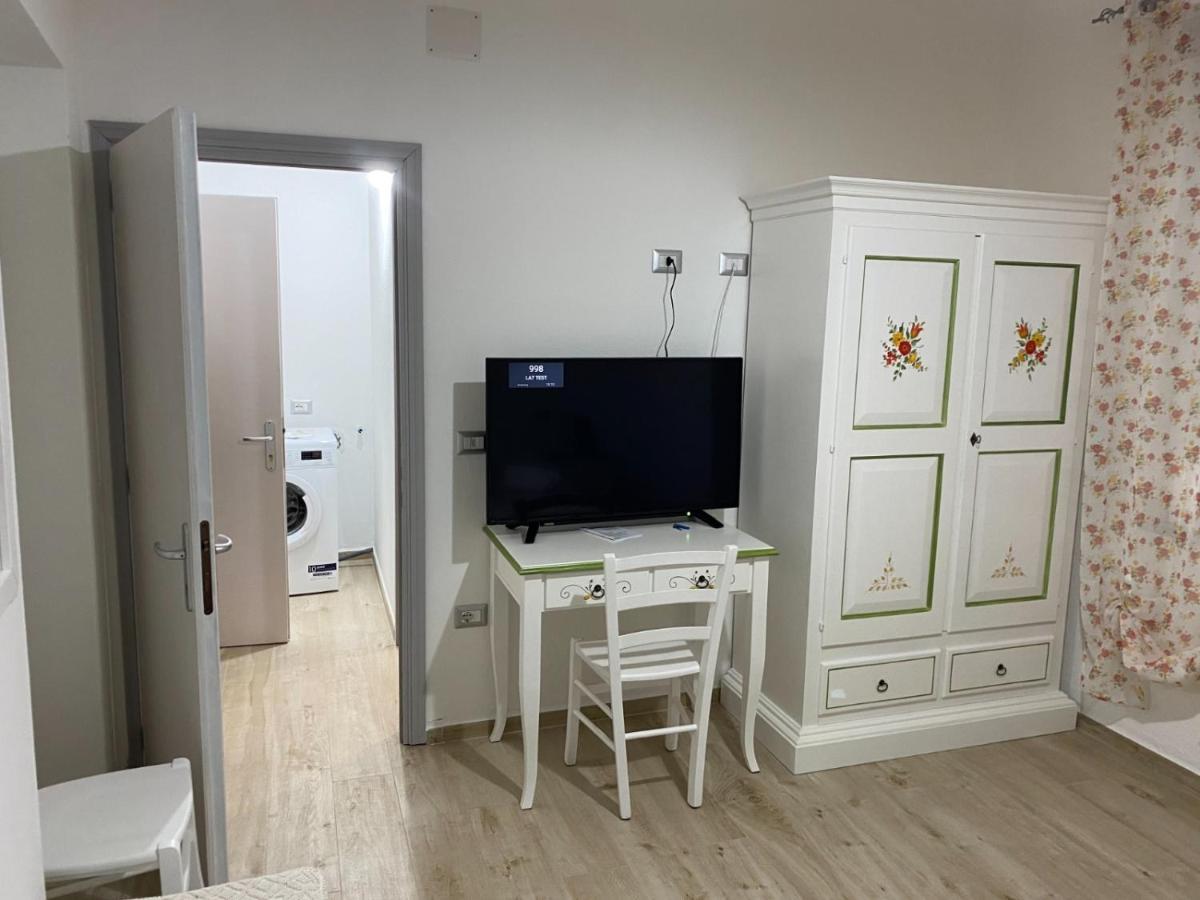 Affittacamere Il Vicoletto Aria Ona Villagrande Strisaili Exterior foto